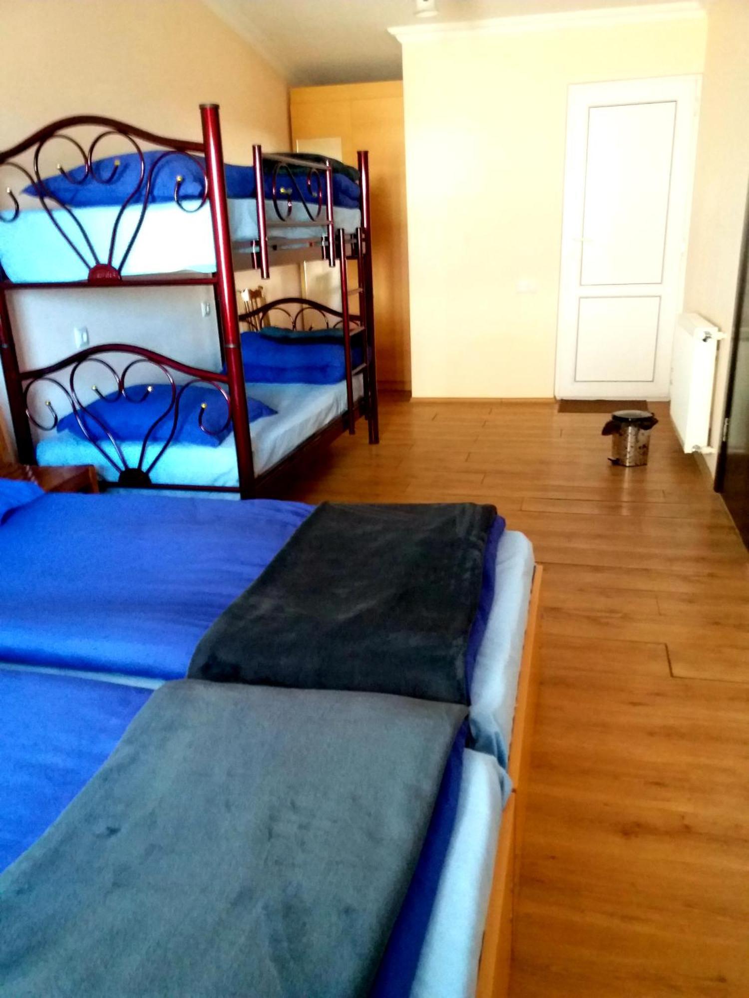 Guest House Qubi Kazbegi Habitación foto