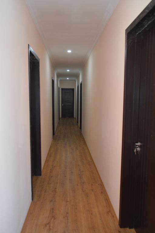 Guest House Qubi Kazbegi Exterior foto