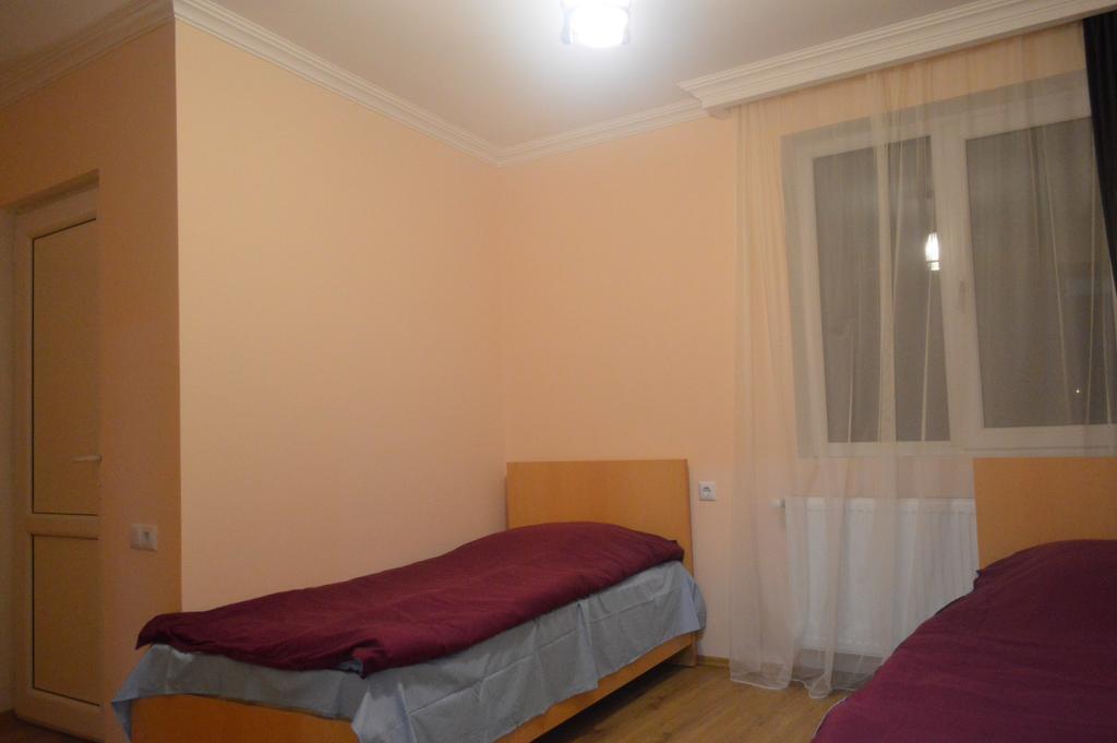 Guest House Qubi Kazbegi Exterior foto