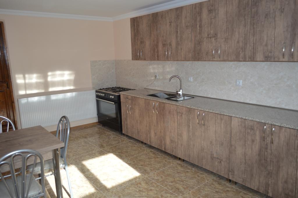 Guest House Qubi Kazbegi Exterior foto